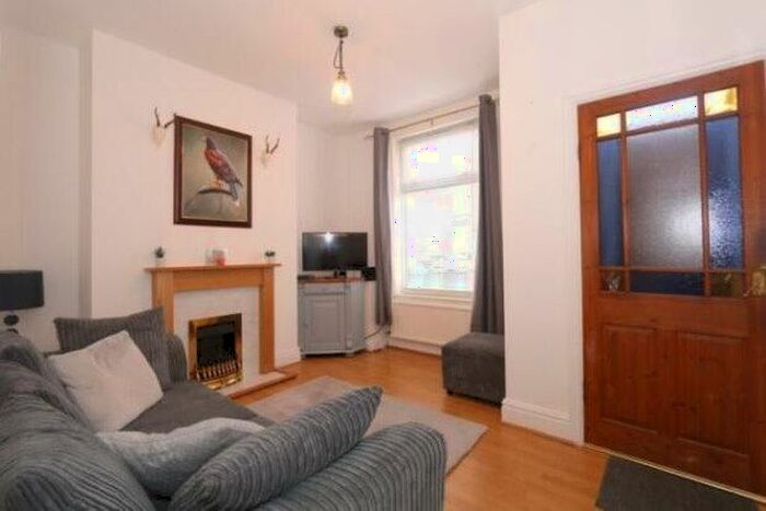 2 Bedroom Property To Rent In Denton, Manchester, M34