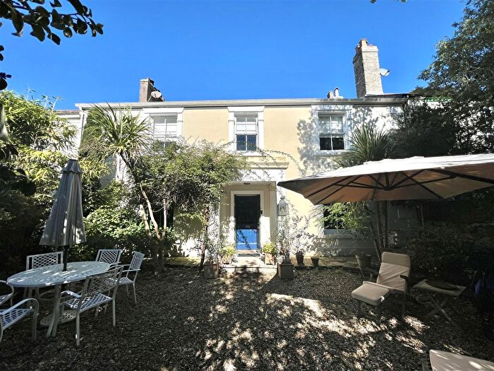 4 Bedroom Terraced House For Sale In Elm Terrace, St. Austell, PL25