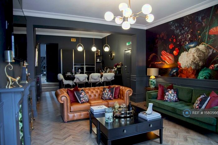 2 Bedroom Flat To Rent In Poole Hill, Bournemouth, BH2