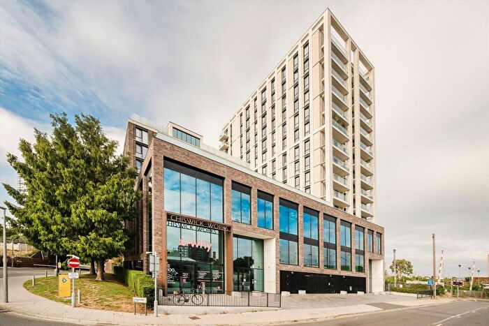 1 Bedroom Flat For Sale In Bollo Lane, Chiswick, W4
