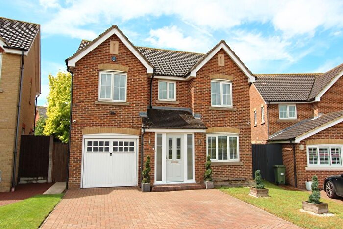 5 Bedroom Detached House For Sale In The Green, Darenth, Kent, DA2
