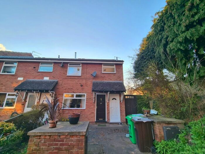 1 Bedroom Flat To Rent In Woodstock Avenue, Nottingham, NG7
