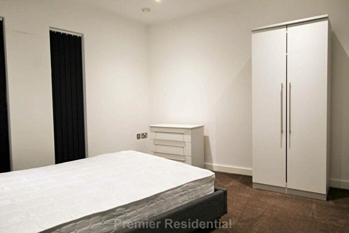 2 Bedroom Apartment To Rent In Hill Quays, Commercial Street, Manchester, M15
