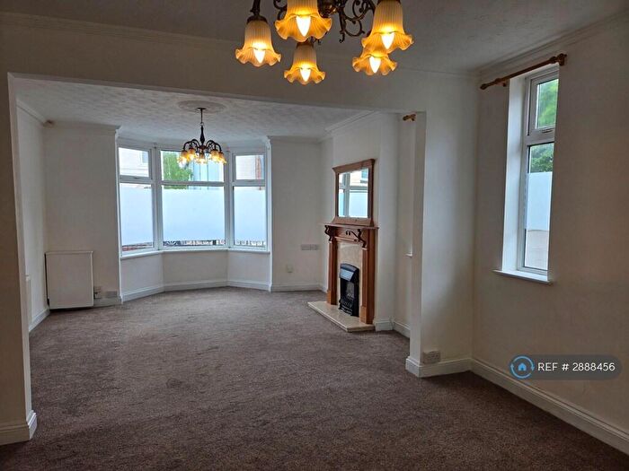 3 Bedroom End Of Terrace House To Rent In Thomas St, Wellingborough, NN8