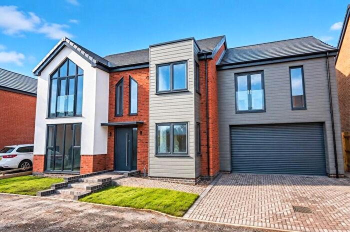 5 Bedroom Detached House For Sale In Lumley Fields, Skegness, PE25