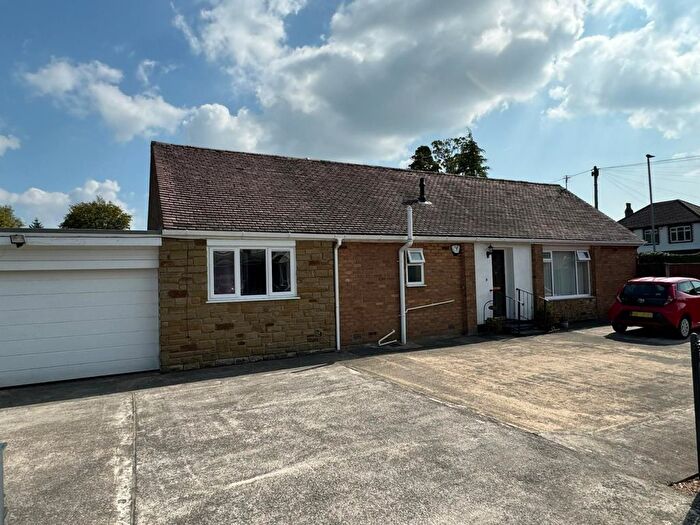 3 Bedroom Bungalow To Rent In Birchall Avenue, Culcheth, Warrington, Cheshire, WA3