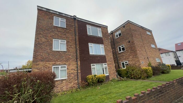 2 Bedroom Flat To Rent In 40 Connaught Road, New Malden KT3