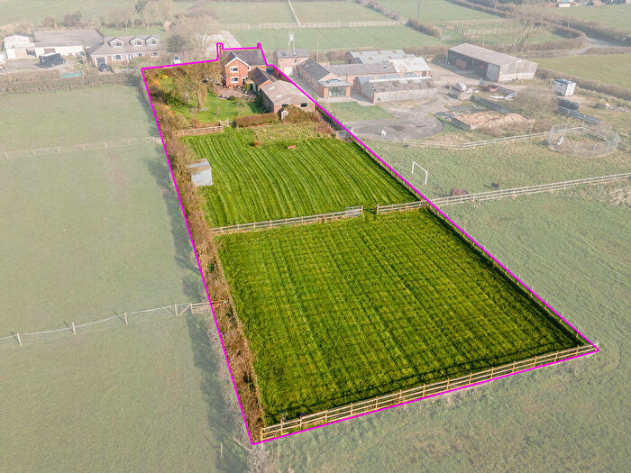 5 Bedroom Detached House For Sale In 'The Old Farmhouse' Bush Lane, Freckleton, Lancs, PR4