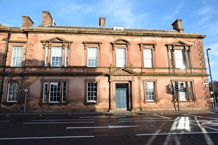 2 Bedroom Flat To Rent In B Fiscals House, South Street, Perth, PH2