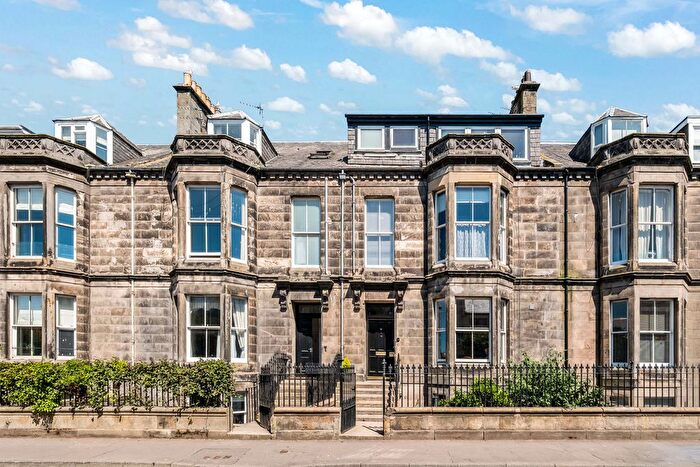 2 Bedroom Flat For Sale In Alexandra Place, St Andrews, KY16