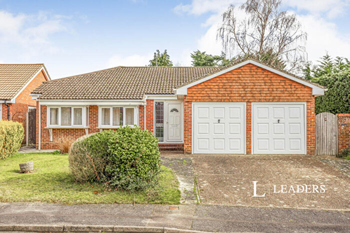 4 Bedroom Bungalow To Rent In Folders Close, RH15