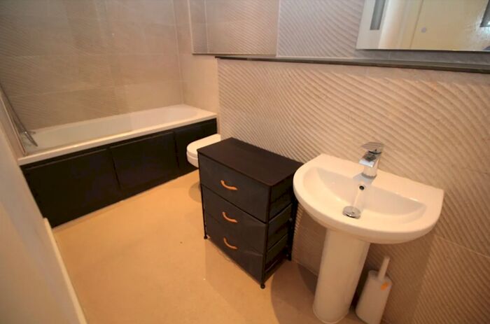 1 Bedroom Flat To Rent In Barter Street, London, WC1A