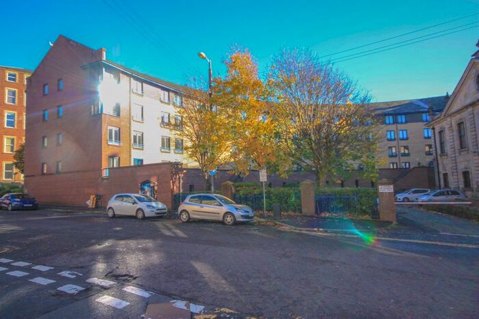 2 Bedroom Flat To Rent In Turnbull Street, Glasgow, G1