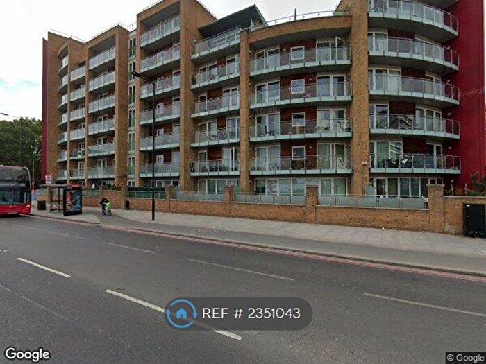 1 Bedroom Flat To Rent In Viridian Apartments, London, SW8
