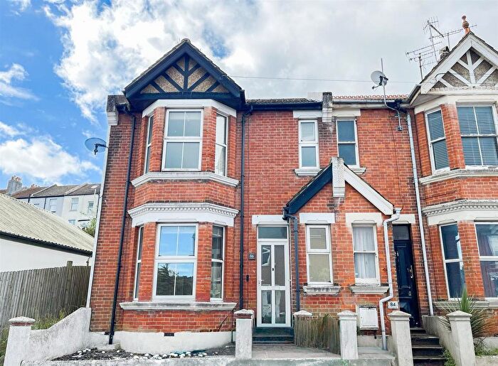 3 Bedroom End Terrace House To Rent In Beaconsfield Road, Hastings, TN34