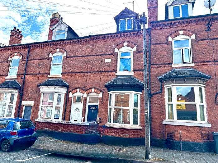 2 Bedroom Terraced House For Sale In Willows Road, Birmingham, B12