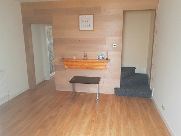 3 Bedroom Terraced House To Rent In Greets Green Road, West Bromwich B70