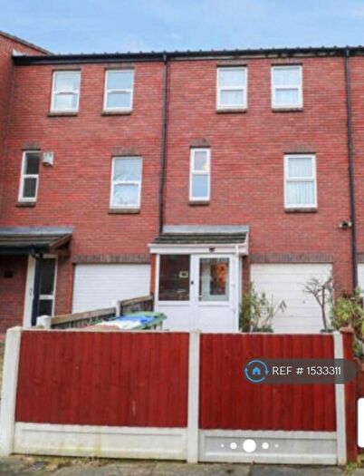 3 Bedroom Terraced House To Rent In Parkway, Erith, DA18