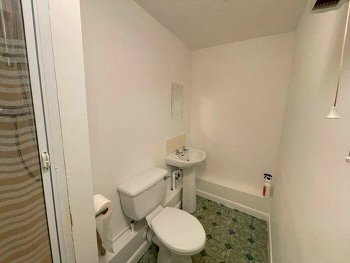 Studio To Rent In Moira Street, Loughborough, LE11