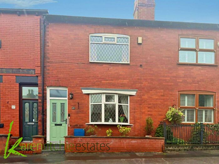 2 Bedroom Semi-Detached House For Sale In Somerville Street, Halliwell, BL1