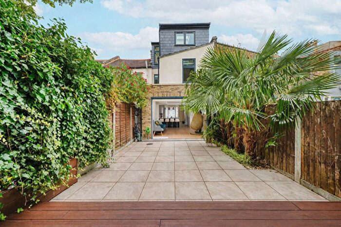 5 Bedroom Terraced House For Sale In Khartoum Road, London, E13