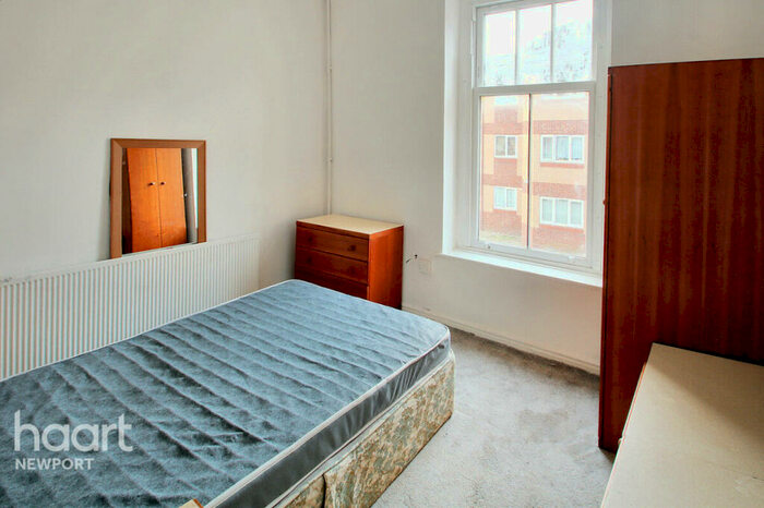 2 Bedroom Apartment For Sale In Commercial Road, Newport, NP20