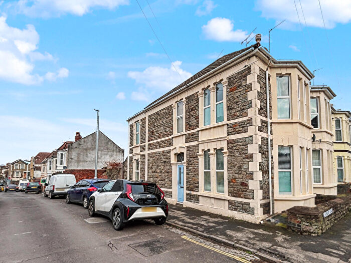 2 Bedroom End Of Terrace House For Sale In Leonard Road, Redfield, Bristol, BS5