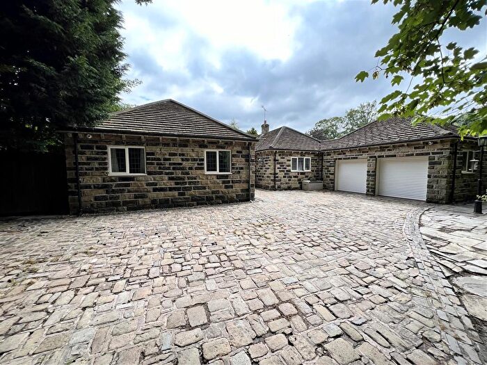 4 Bedroom Detached Bungalow For Sale In The Abbes Walk, Burghwallis, DN6