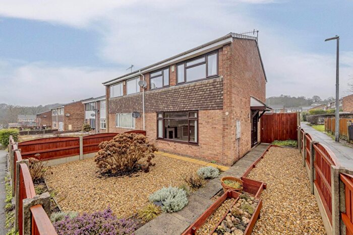 3 Bedroom Semi Detached House For Sale In Ross Close, Stoke On Trent, ST3