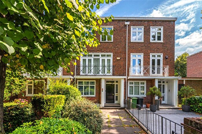 4 Bedroom Terraced House To Rent In Loudoun Road, St John's Wood, London, NW8