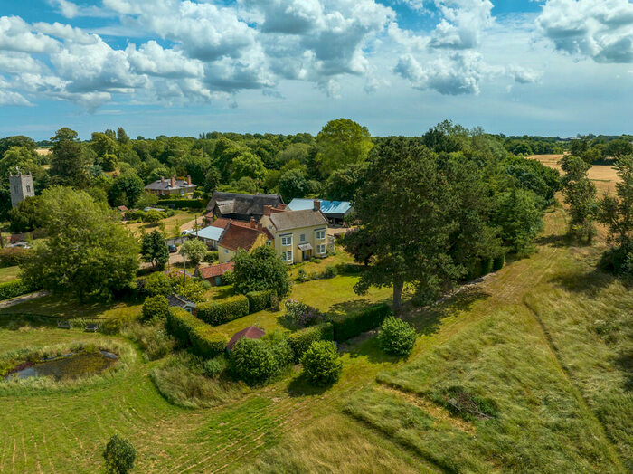 6 Bedroom Detached House For Sale In Ringsfield, Beccles, NR34