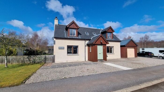 4 Bedroom Detached House For Sale In Dalmore Road, Carrbridge, PH23