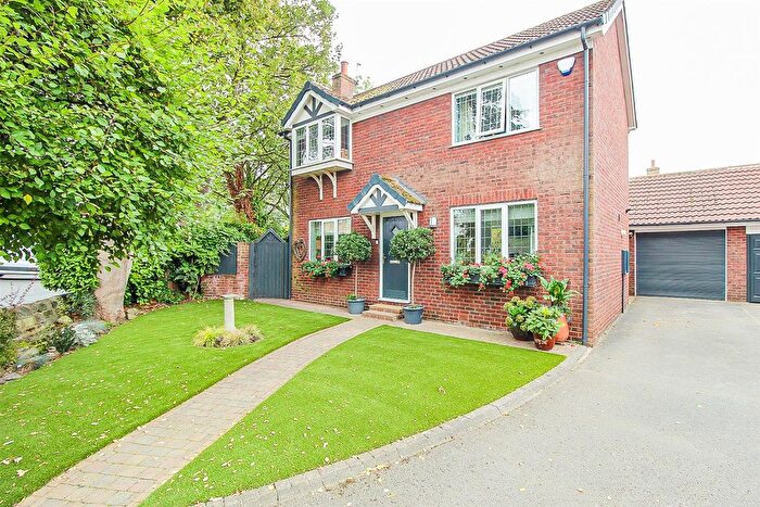 3 Bedroom Detached House For Sale In Lodge Farm Gardens, Altofts, Normanton, WF6