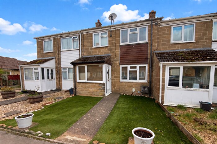 3 Bedroom Terraced House For Sale In Silver Street, South Petherton, Somerset, TA13