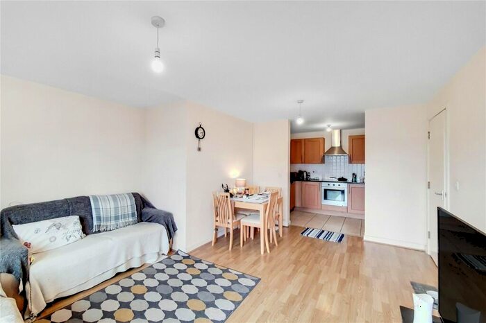 1 Bedroom Flat To Rent In Sherwood Gardens, Cubitt Town, E14