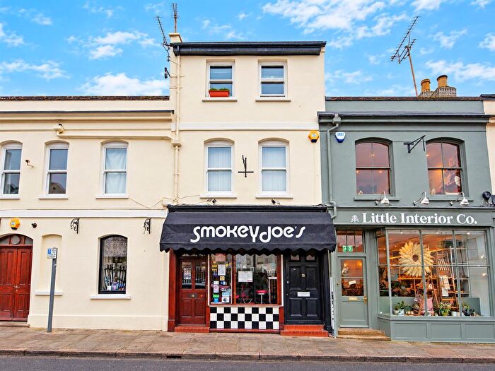 Studio To Rent In Town Centre, GL50