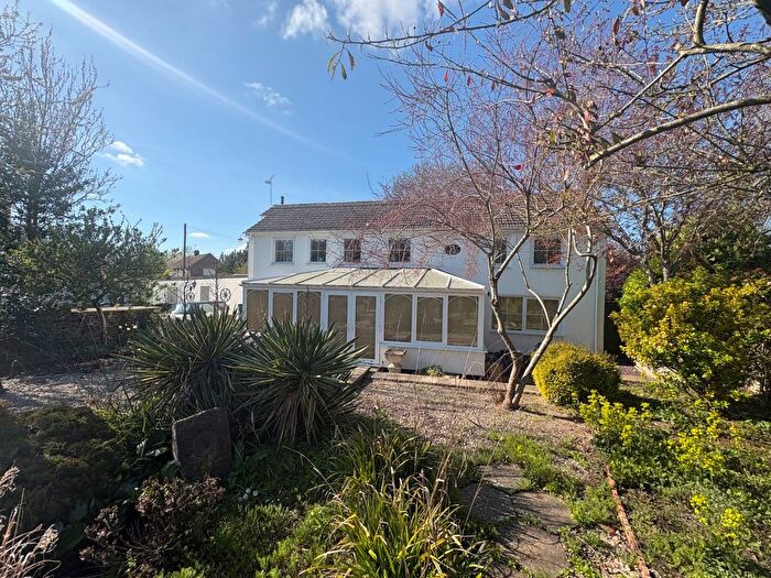 3 Bedroom Detached House For Sale In Totterdown Lane, Fairford, Gloucestershire, GL7