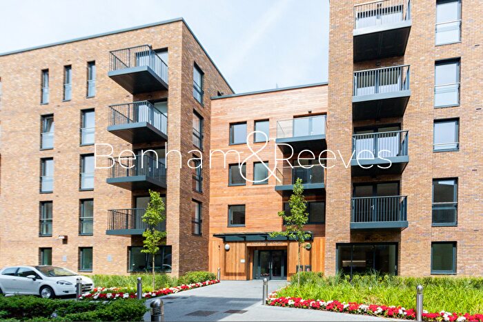 1 Bedroom Apartment To Rent In Ashton Reach, London, SE16