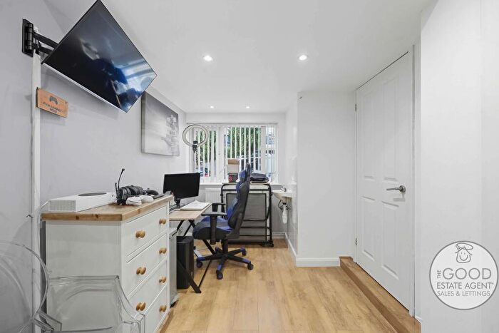 3 Bedroom Terraced House For Sale In Gladstone Road, Buckhurst Hill, IG9