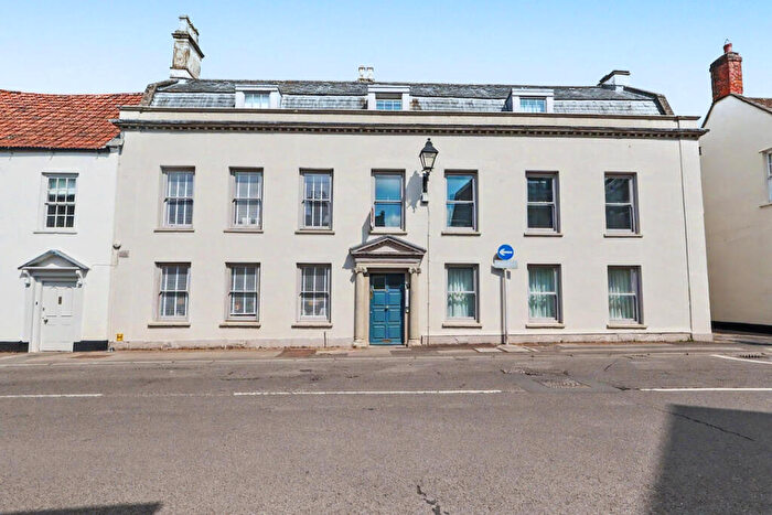 2 Bedroom Flat For Sale In Chamberlain Street, Wells, BA5