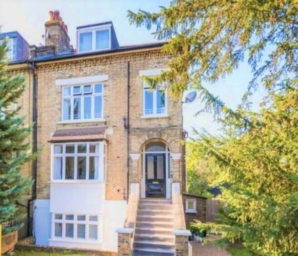 2 Bedroom Flat To Rent In Underhill Road East Dulwich, SE22