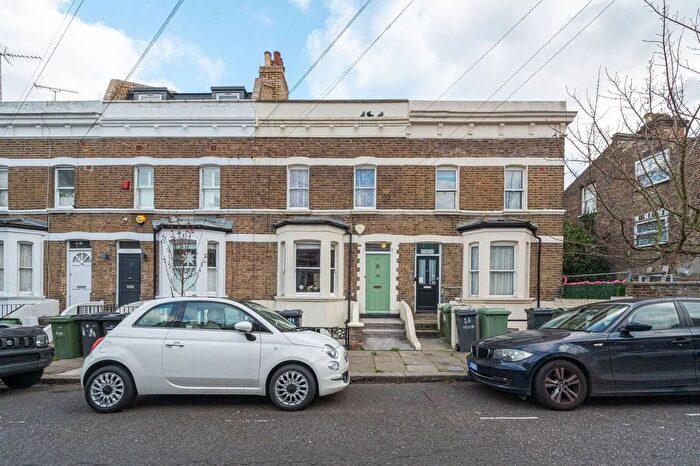 3 Bedroom Terraced House For Sale In Medwin Street, Clapham North, London, SW4