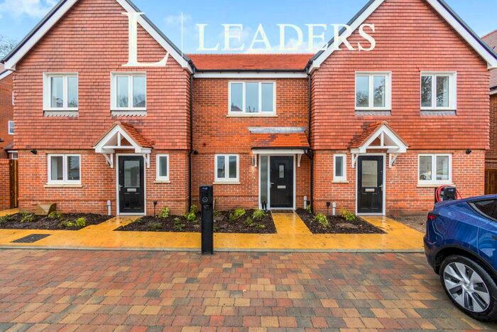 2 Bedroom Semi-Detached House To Rent In Worplesdon, GU3