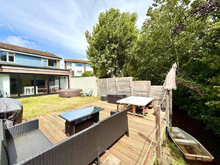 4 Bedroom End Of Terrace House For Sale In Mude Gardens, Mudeford, BH23