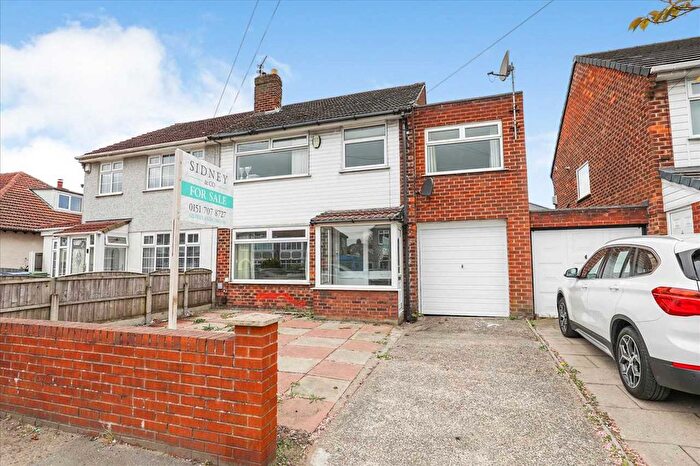 4 Bedroom Semi-Detached House For Sale In Mackets Lane, Woolton, L25
