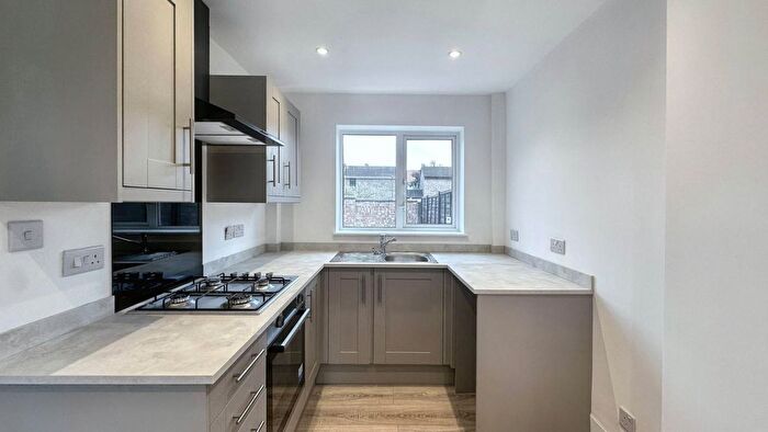 1 Bedroom End Of Terrace House For Sale In Sidmouth Gardens, Bristol, He, Gb, BS3
