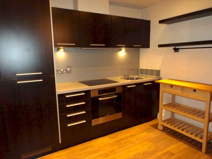 2 Bedroom Apartment To Rent In Derwent Foundry, B3