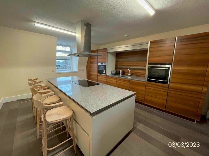 3 Bedroom Flat To Rent In Leadside Road, Top Floor Flat, Aberdeen, Aberdeenshire, AB25