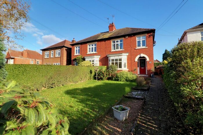 3 Bedroom Semi-Detached House For Sale In Burnham Road, Epworth, DN9