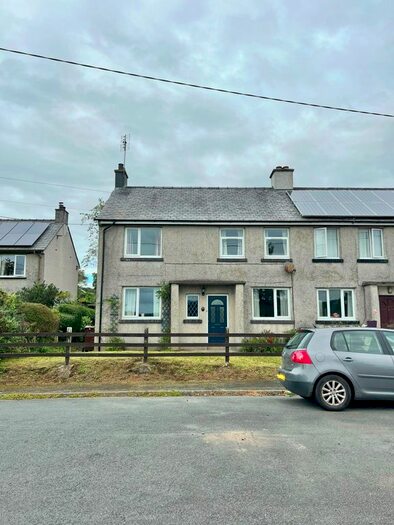 3 Bedroom Semi-Detached House To Rent In Garreg Frech, Llanfrothen, Penrhyndeudraeth, LL48